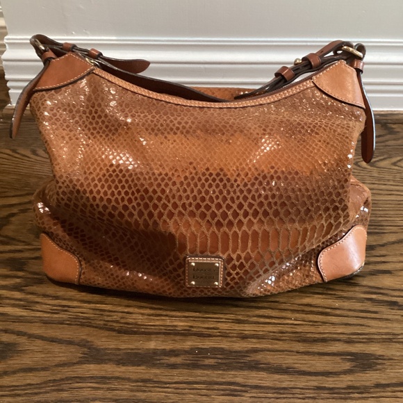 Dooney & Bourke brown handbag - Picture 1 of 3
